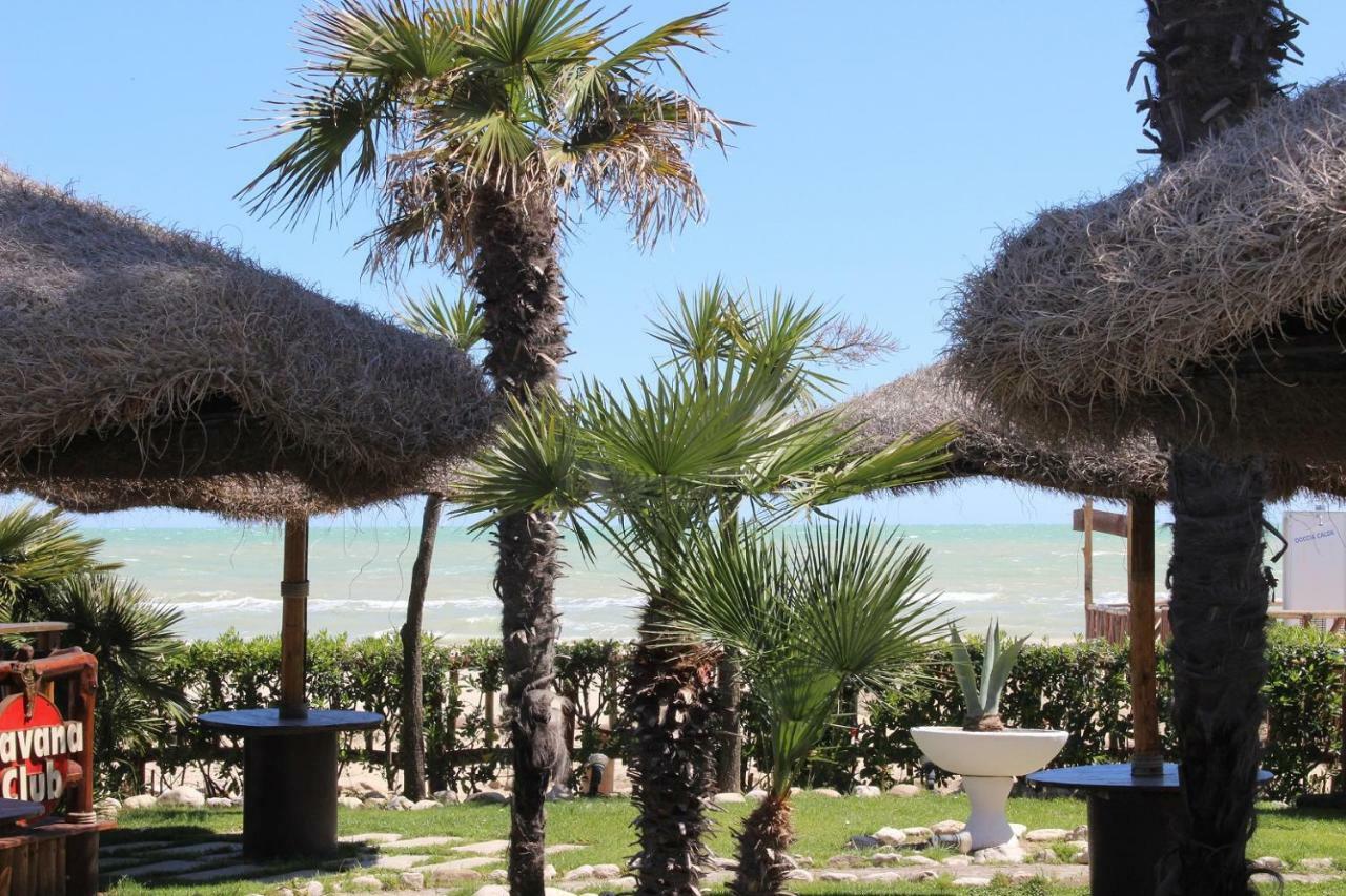 Sulmare Alba Adriatica Bed & Breakfast Exterior photo