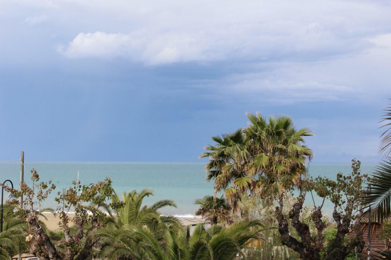 Sulmare Alba Adriatica Bed & Breakfast Exterior photo