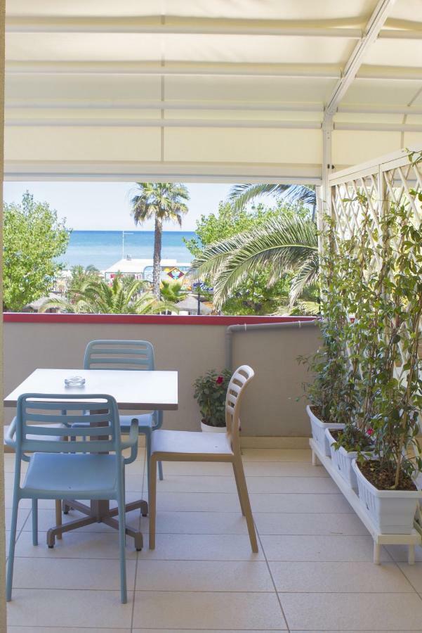 Sulmare Alba Adriatica Bed & Breakfast Exterior photo
