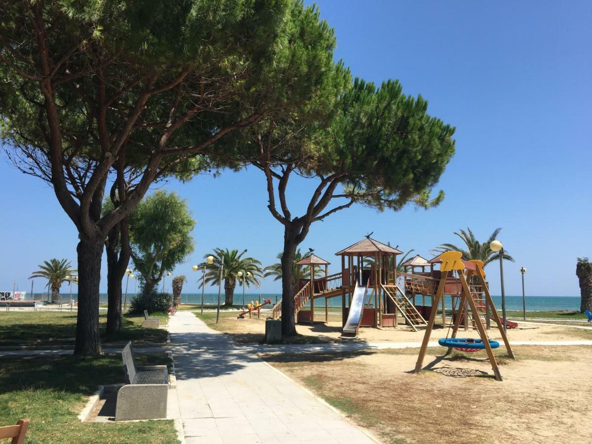 Sulmare Alba Adriatica Bed & Breakfast Exterior photo